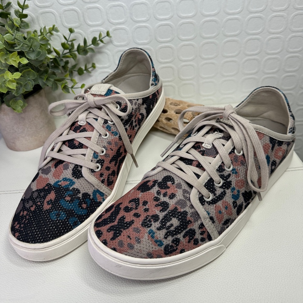 Olukai Women's Pehuea Li Multicolor Lace-Up Sneakers Size 10